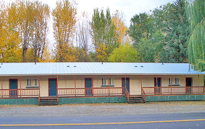 Comstock Motel, Conconully, WA 
